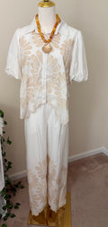 Paloma Blanca Linen Set – Blusa Bordada & Pantalón