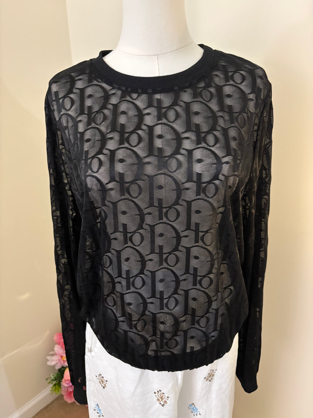 Elegante Blusa de Mujer — Estilo Glamoroso para Ocasiones Especiales